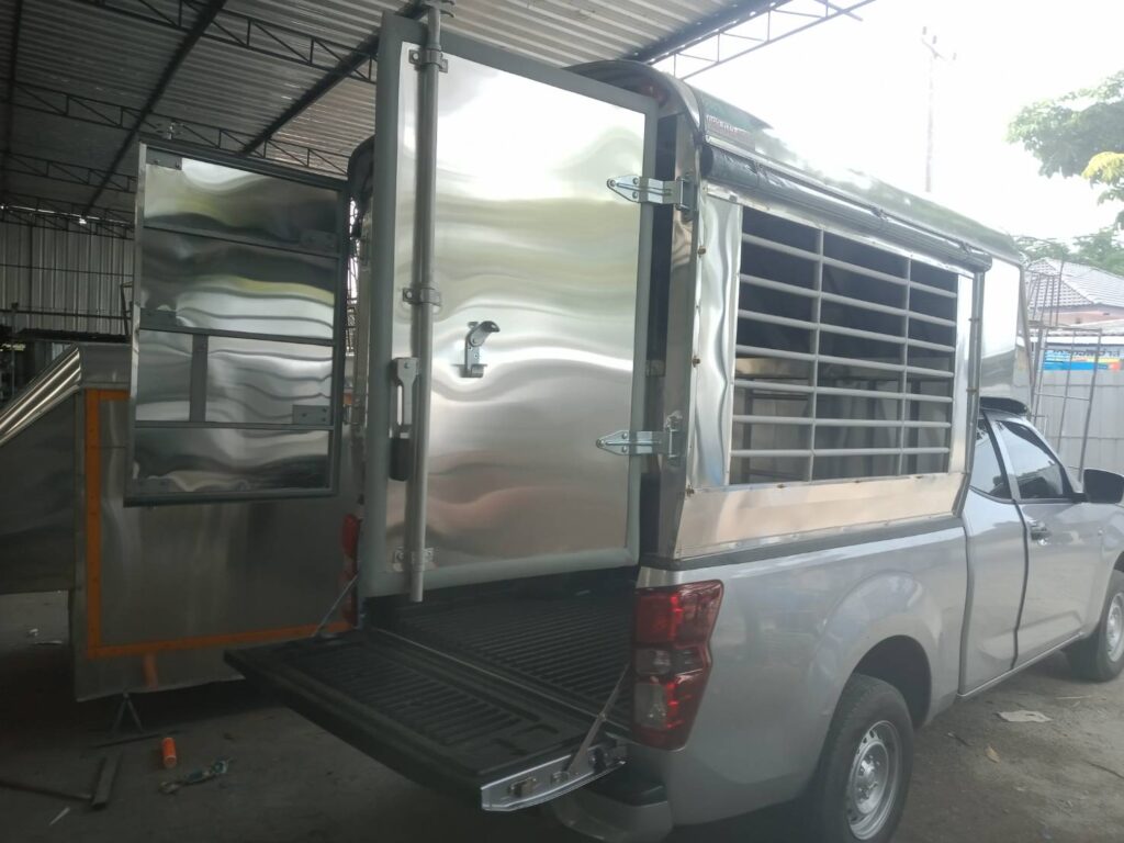 หลังคารถ