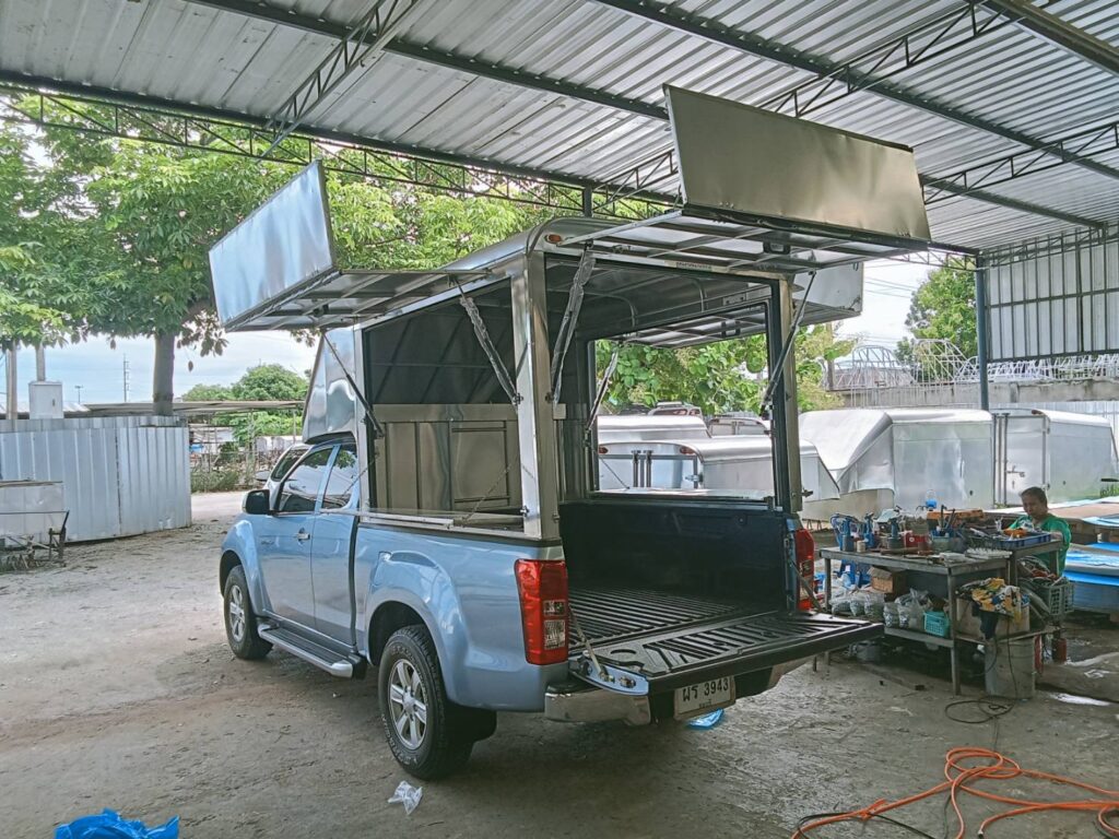หลังคาเปิดรอบด้านขายของเคลื่อนที่